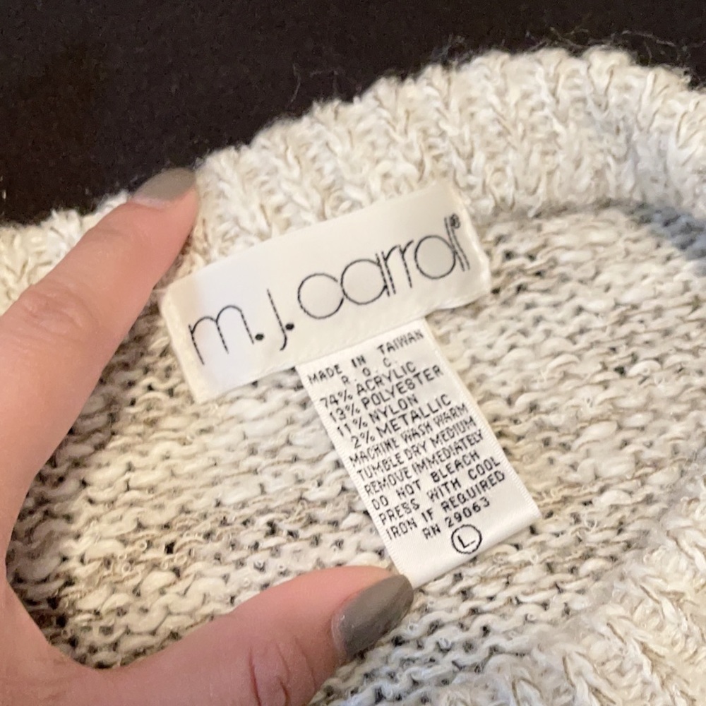 Sweater - Picture 6 of 6